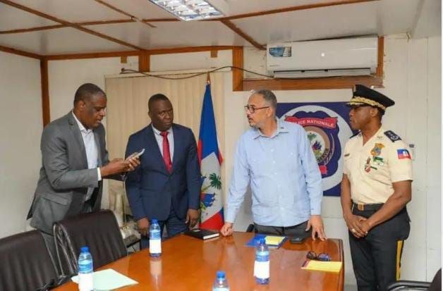 Sécurité nationale : le Premier ministre intensifie la coopération avec la PNH