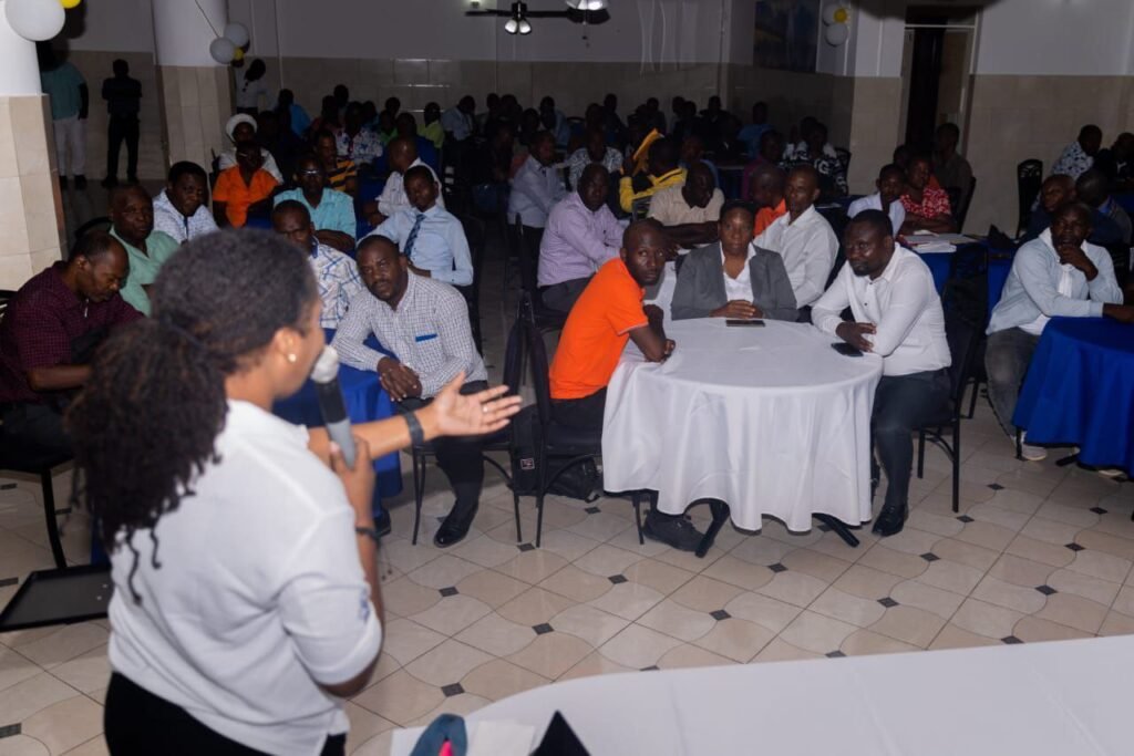 Le FNE annonce le financement de plus d'une cinquantaine d'écoles dans le Grand Sud lors d'une tournée de la Directrice Générale de l'institution