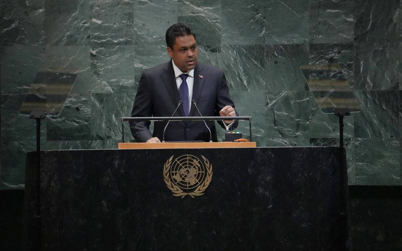 Laurent Saint-Cyr évoque la dette de l’indépendance une nouvelle fois